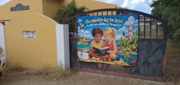 Verven van schooltje en bouwen van greenhouse