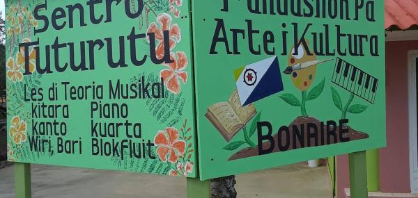 Un sitio pa warda instrumènt na Sentro Tururutu